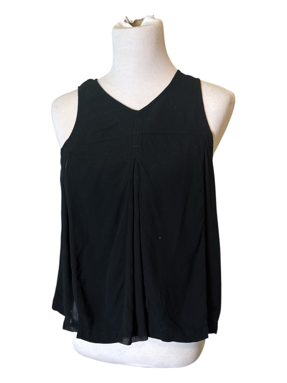 Madewell Tank Top Black Womens Sz 4 Sleeveless VNeck Semi Sheer Pleated